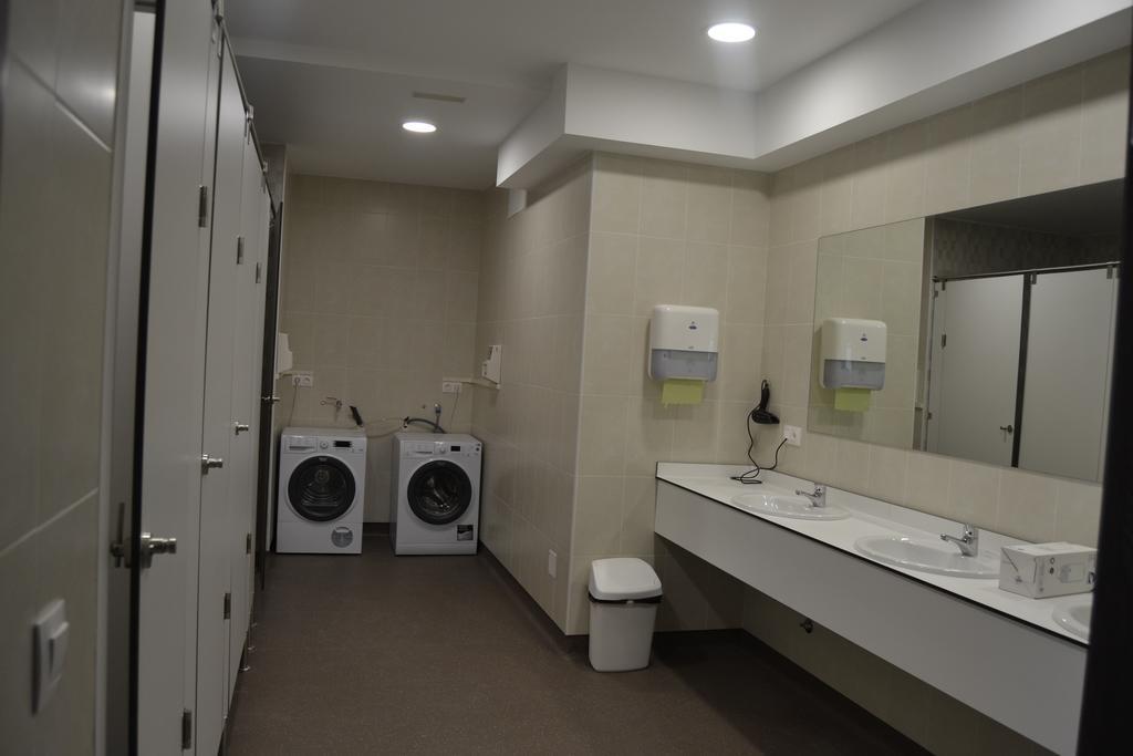 Albergue Credencial Sarria Rum bild