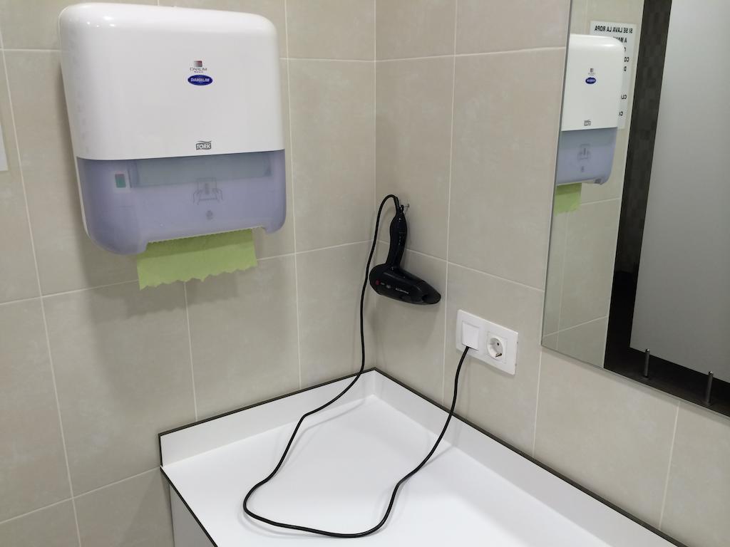 Albergue Credencial Sarria Rum bild